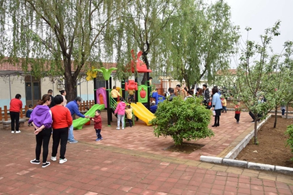 奶牛休闲观光牧场:泰安金兰观光牧场